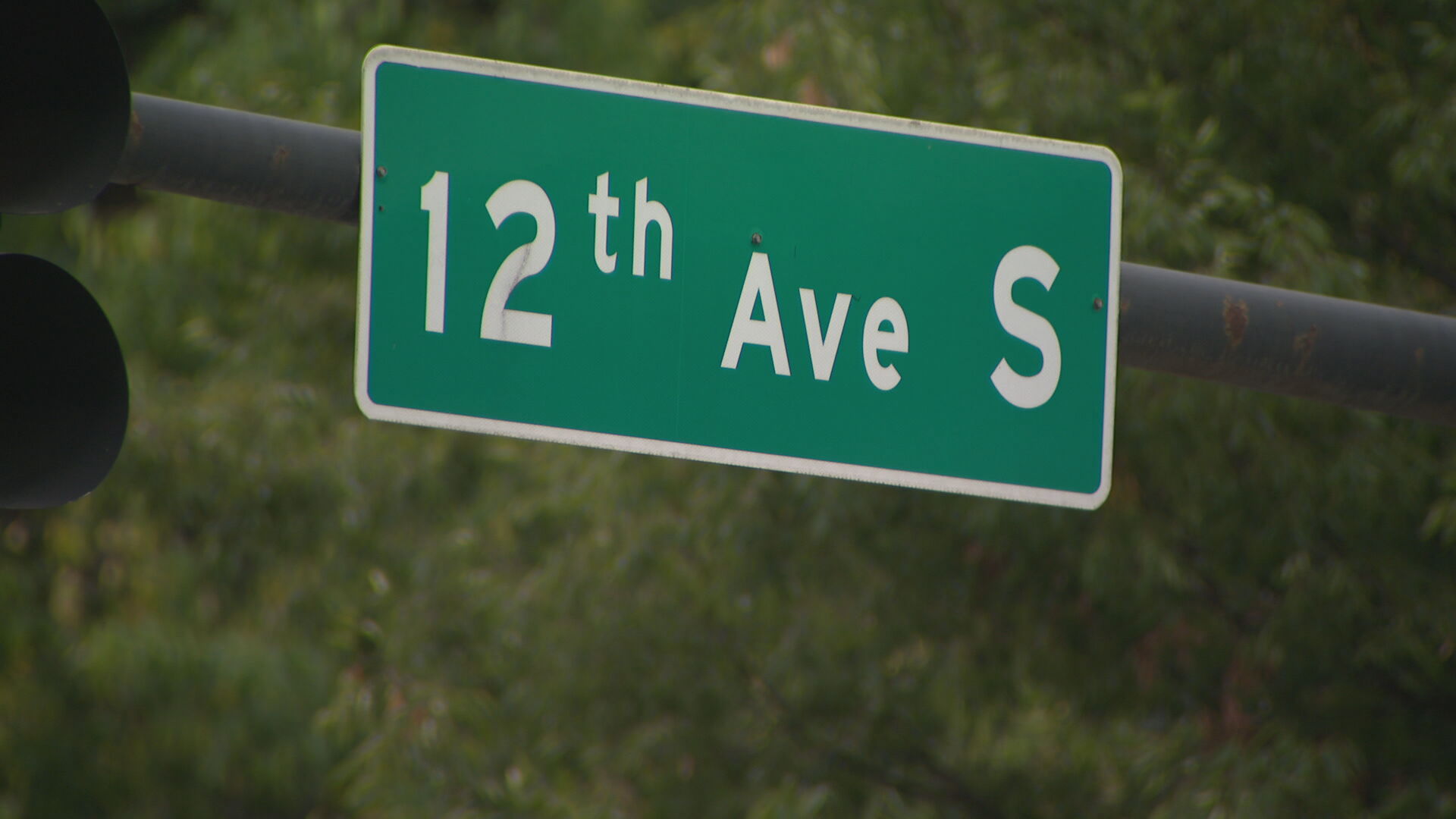 12th Ave S