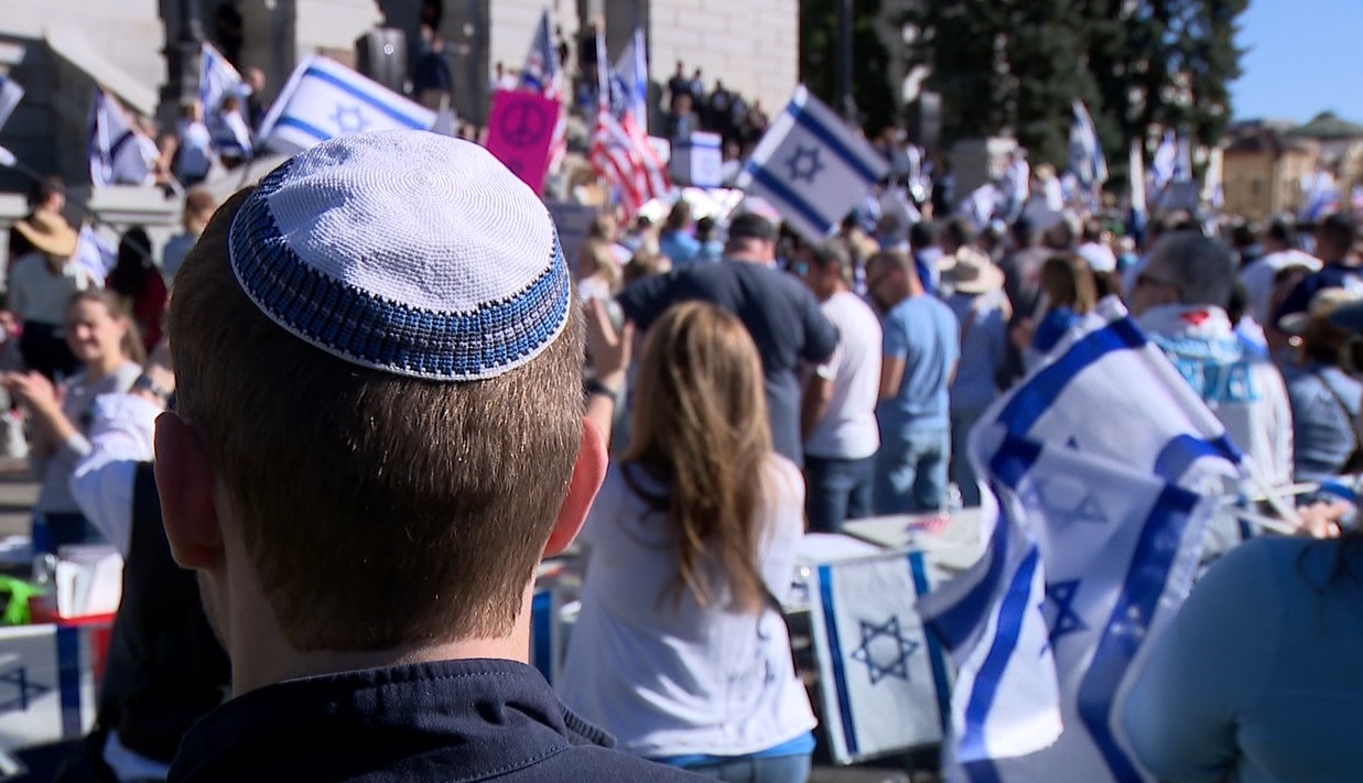ISRAELI RALLY.jpg