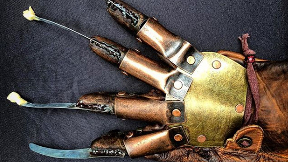 wptv-razor-finger-glove-.jpg