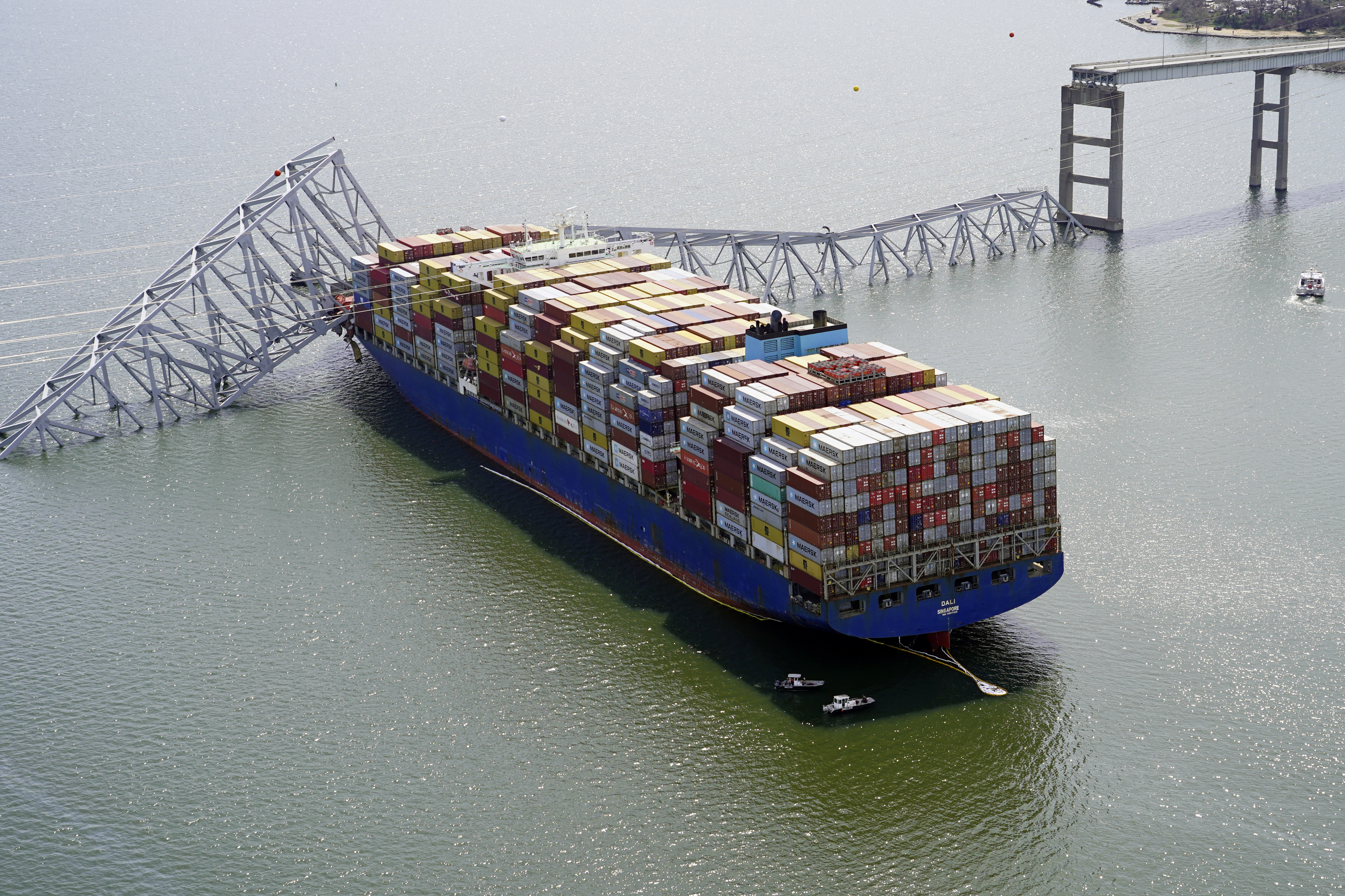 Maryland Bridge Collapse-Tugboats