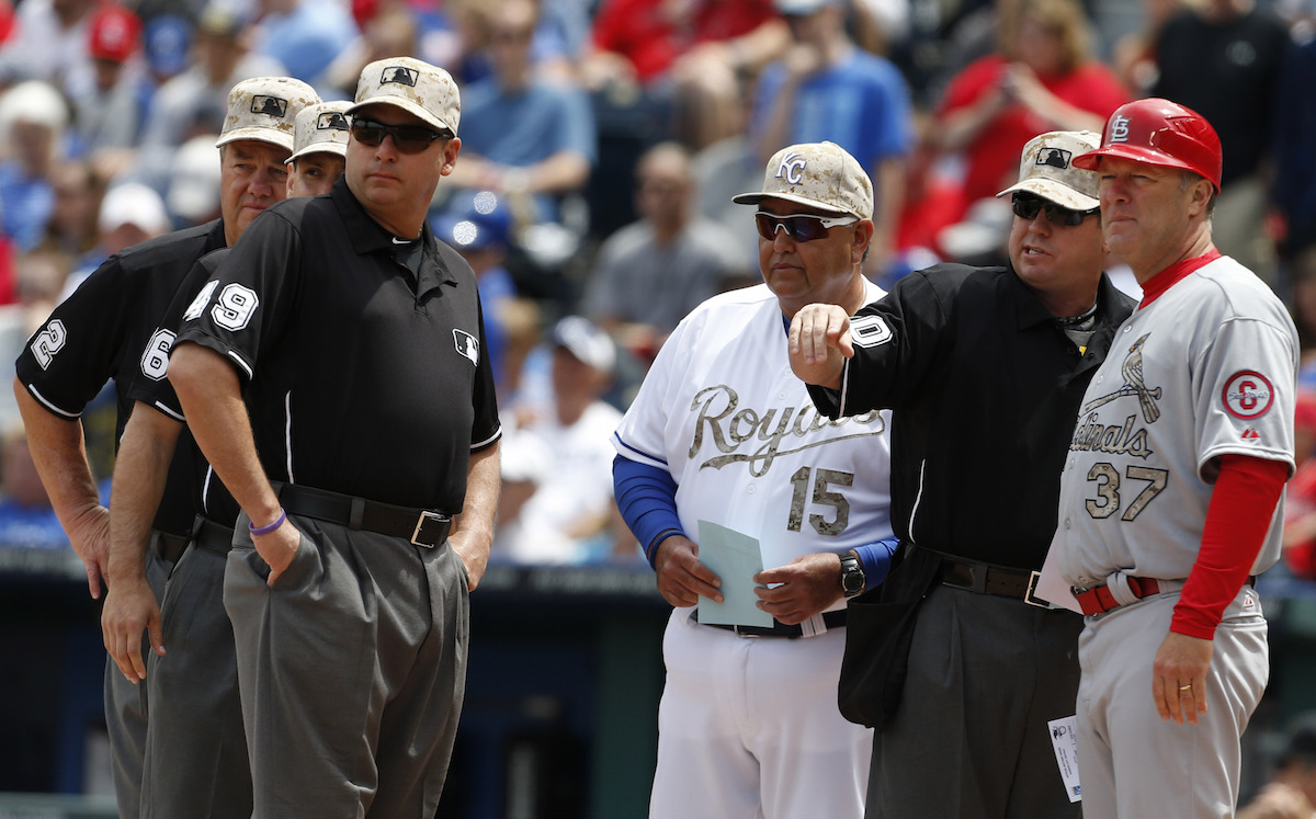 New MLB rules: shower at home, don't spit, Mr Met stay away