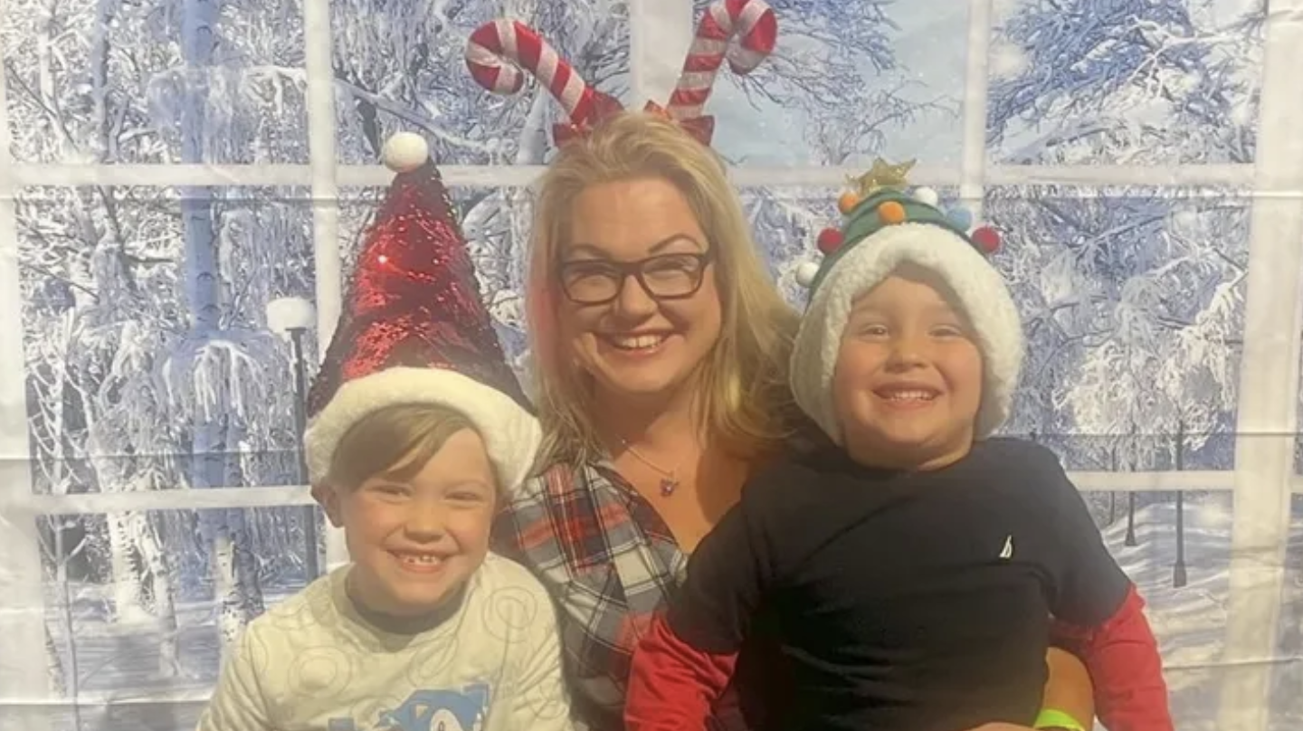 Vigil held for Las Vegas mother, 2 sons killed in violent crash over the weekend