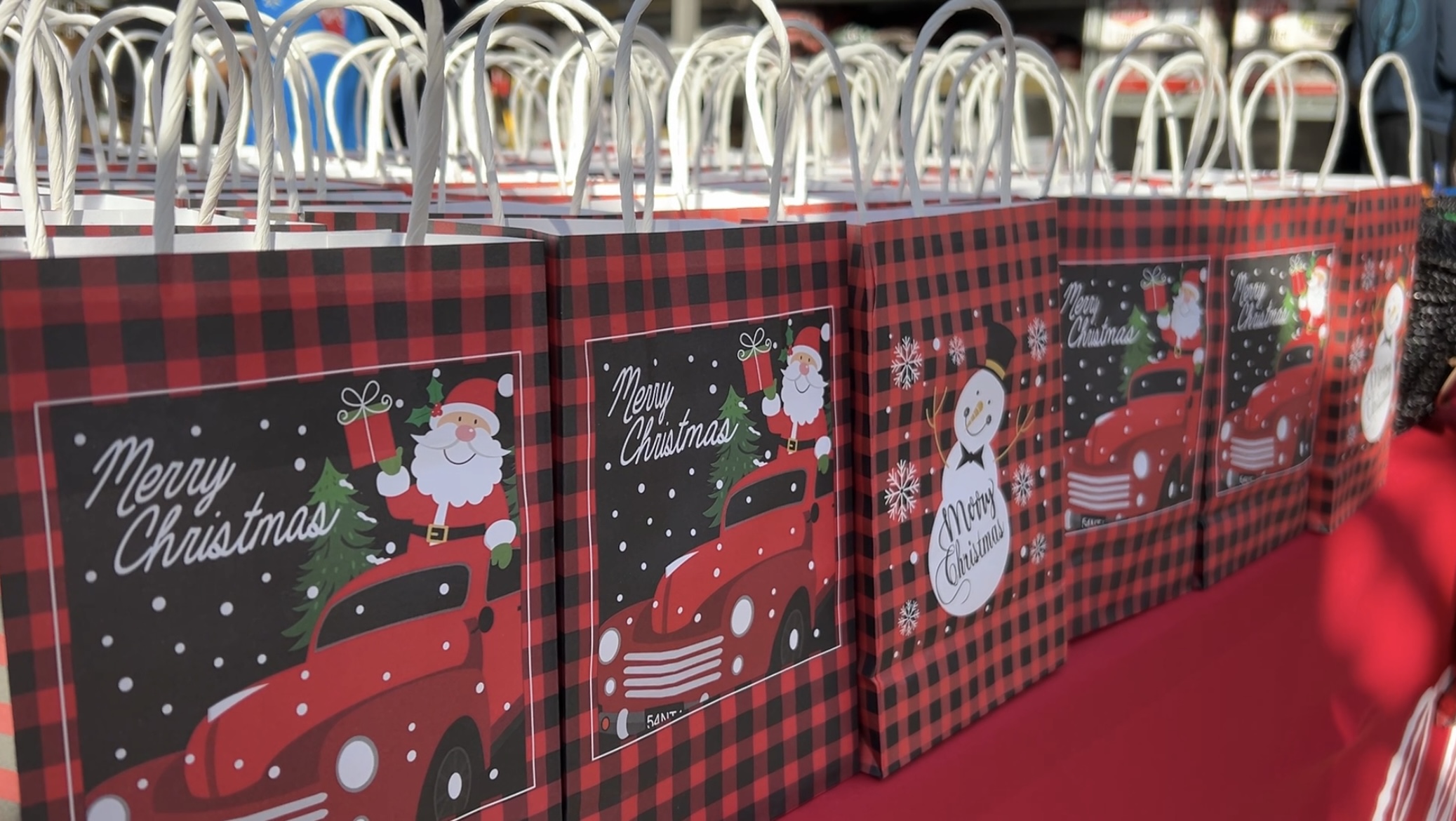 Gadsden County shopping event gives families some holiday relief