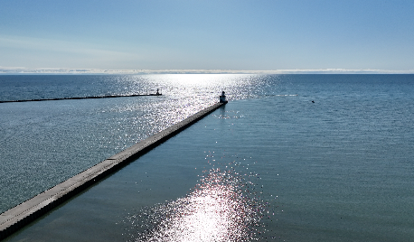 Kewaunee Pierhead Lighthouse