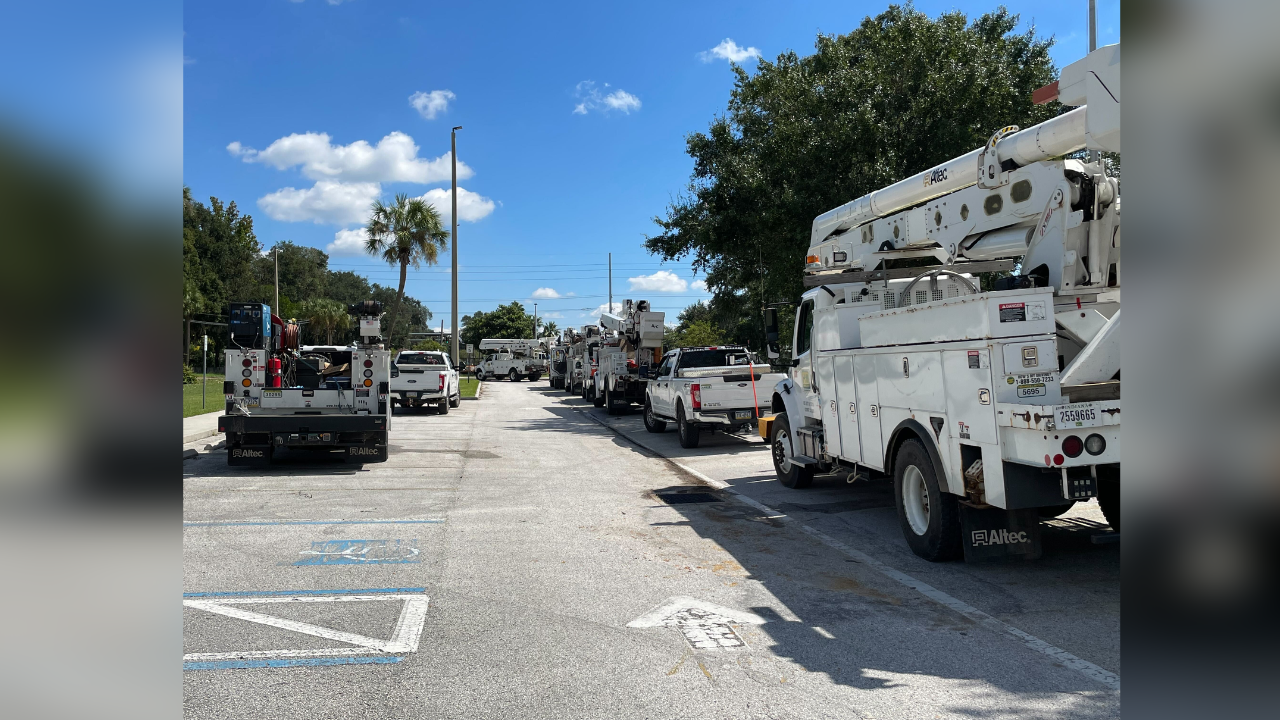 linemen trucks.png