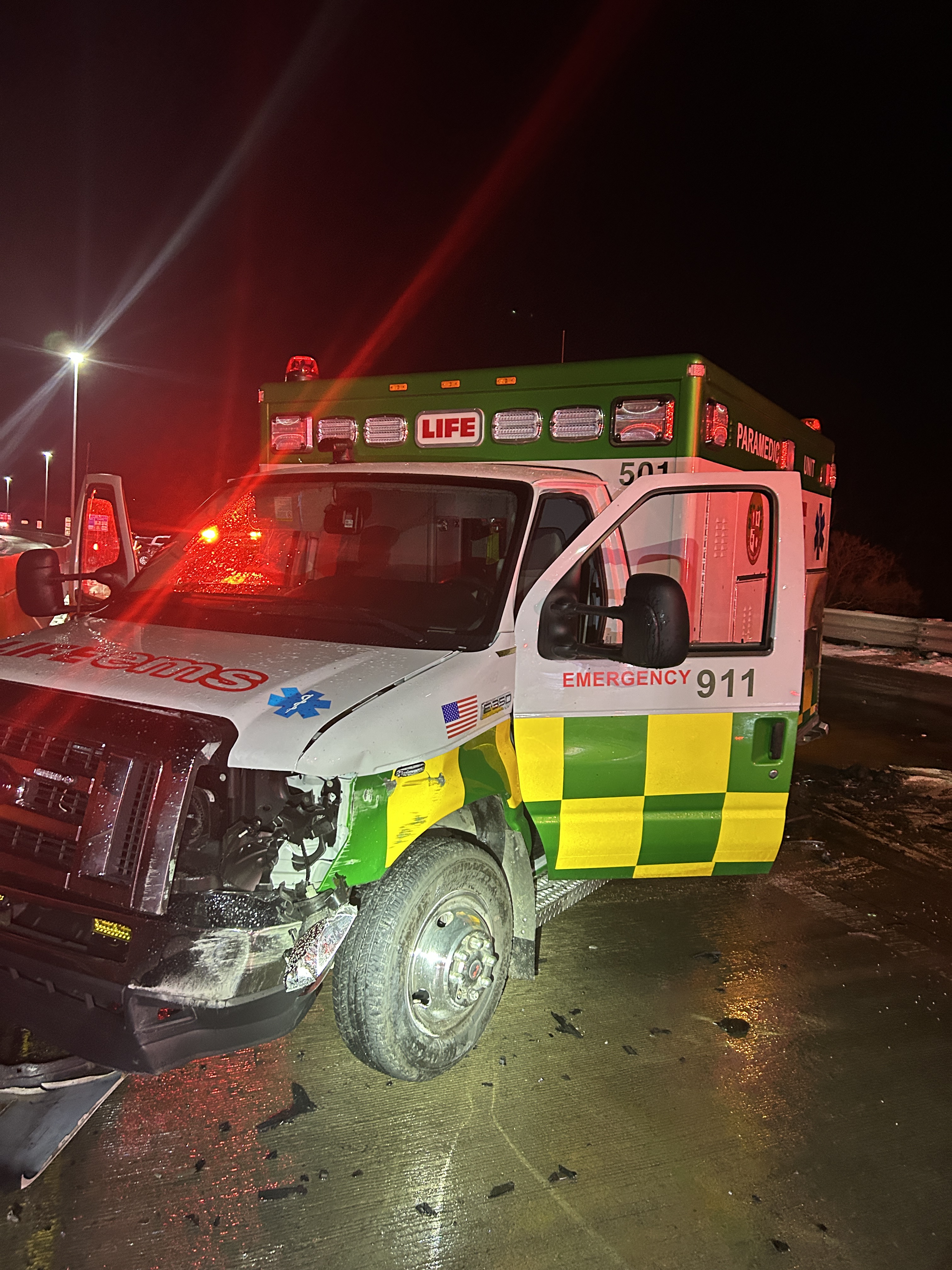 US-131 Southbound crash involving a Life EMS ambulance