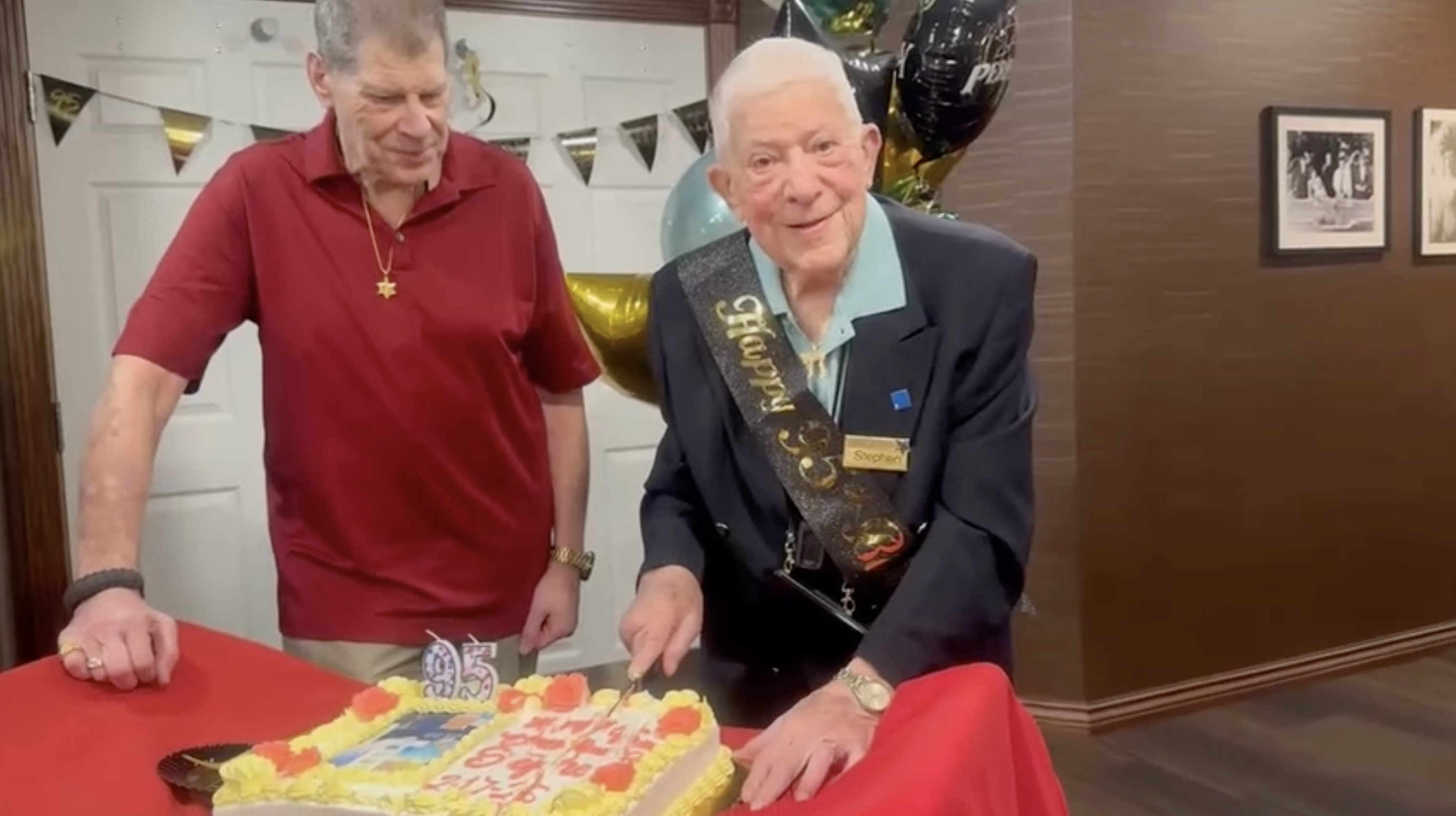 Las Vegas Holocaust survivor Stephen Nasser celebrates 95th birthday