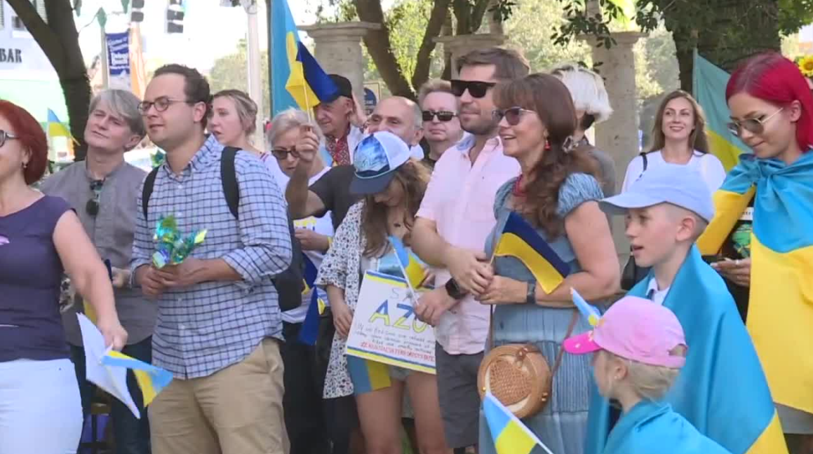 Ukrainian rally in Delray Beach.PNG