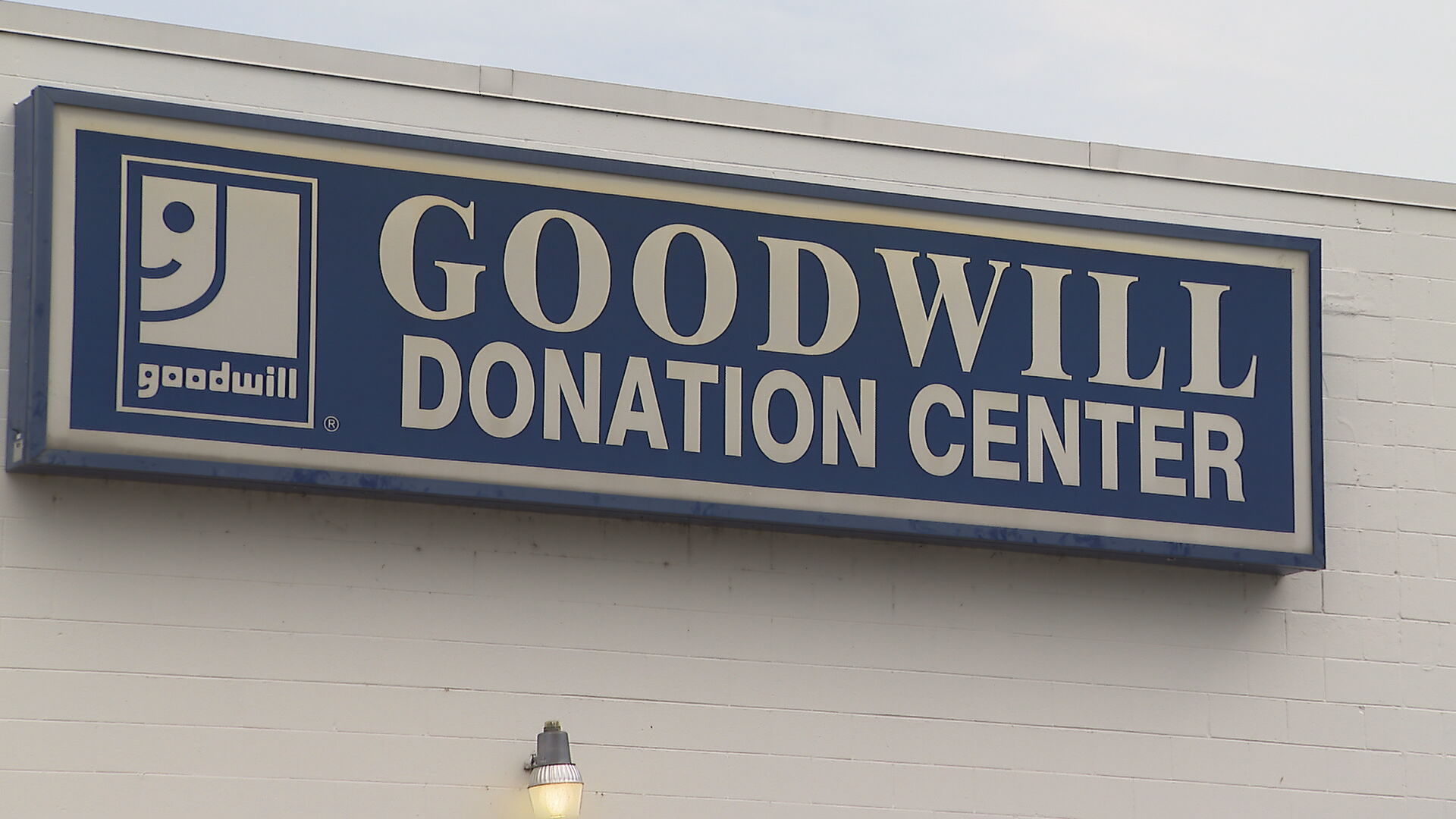 goodwil sign