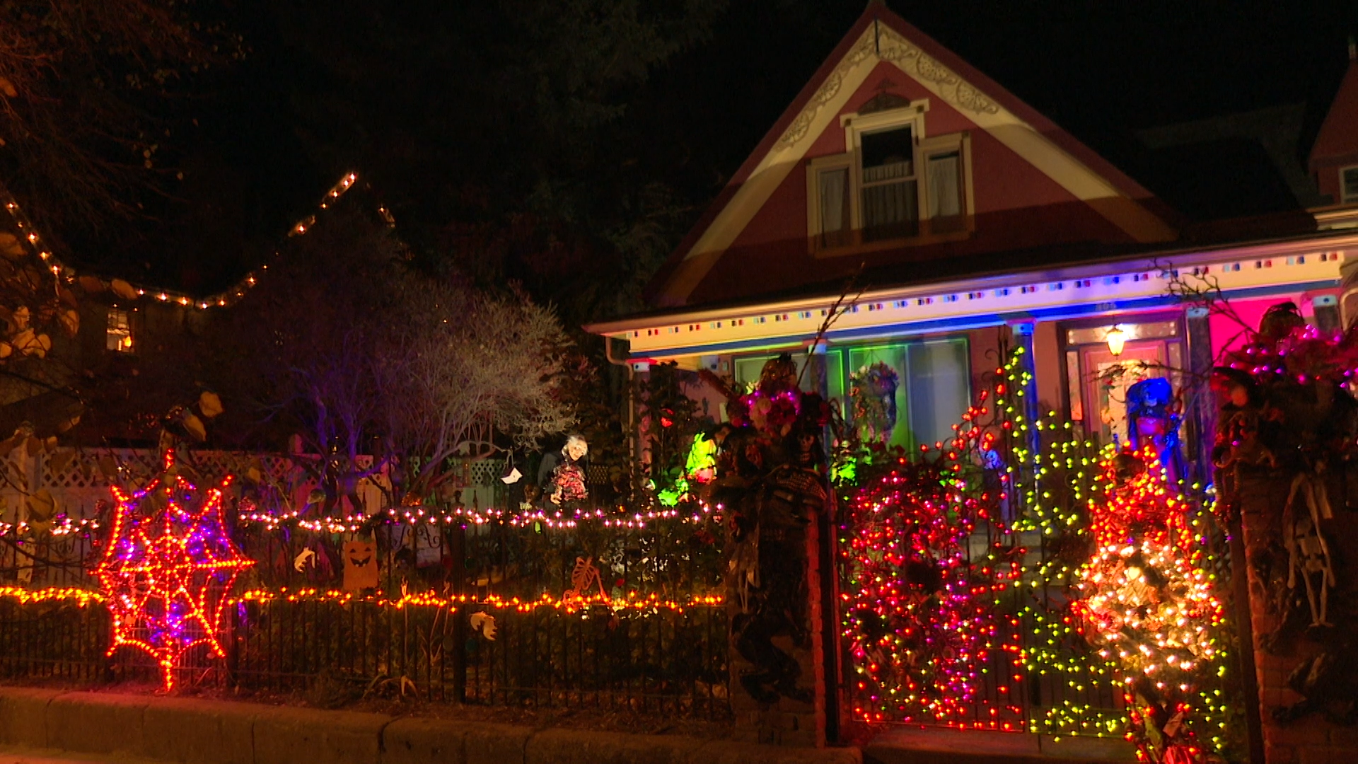 Helena home goes all out for Halloween decorations