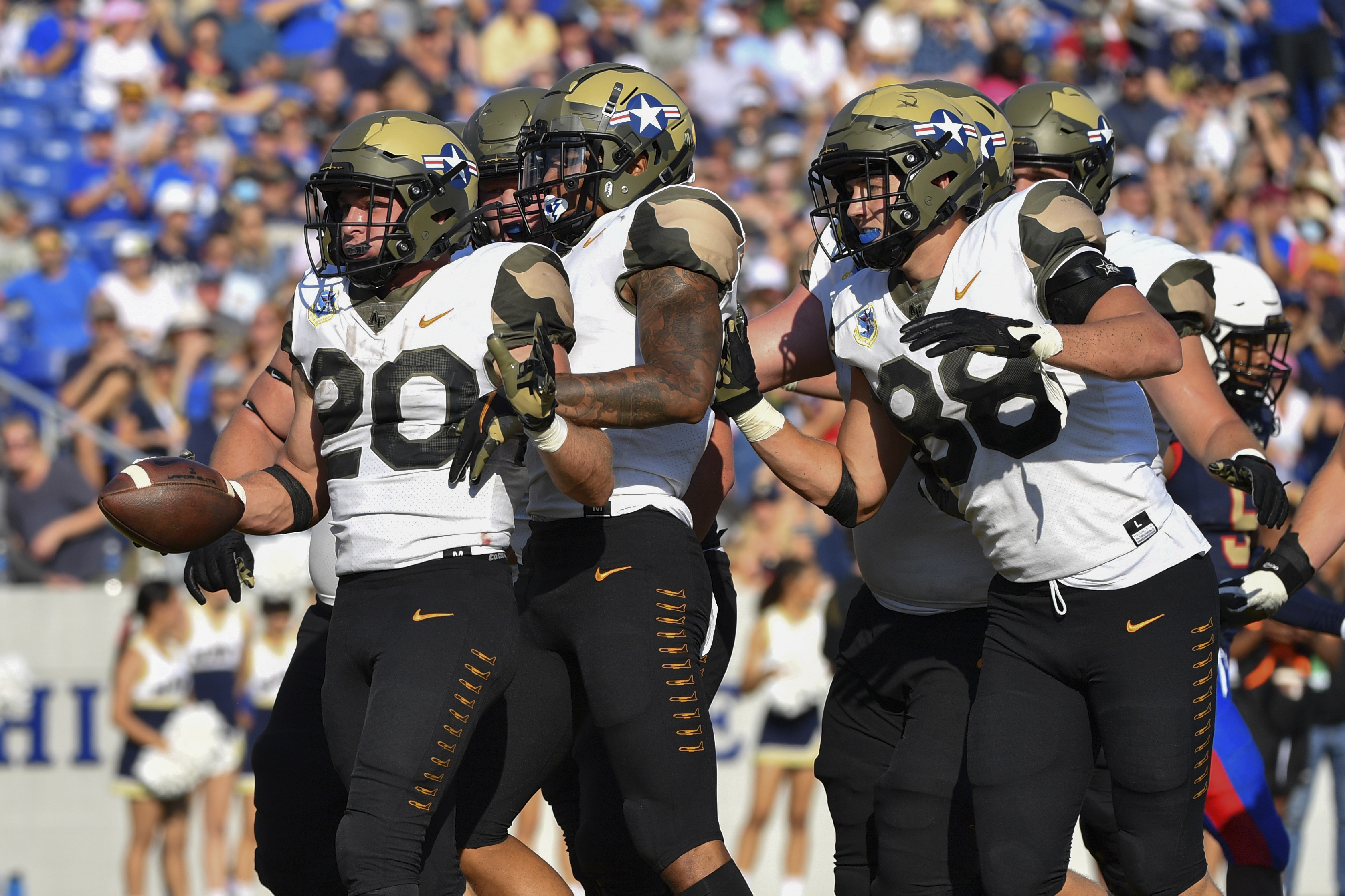 Roberts & Wimmer headline Mountain West All-Conference honorees for Air Force