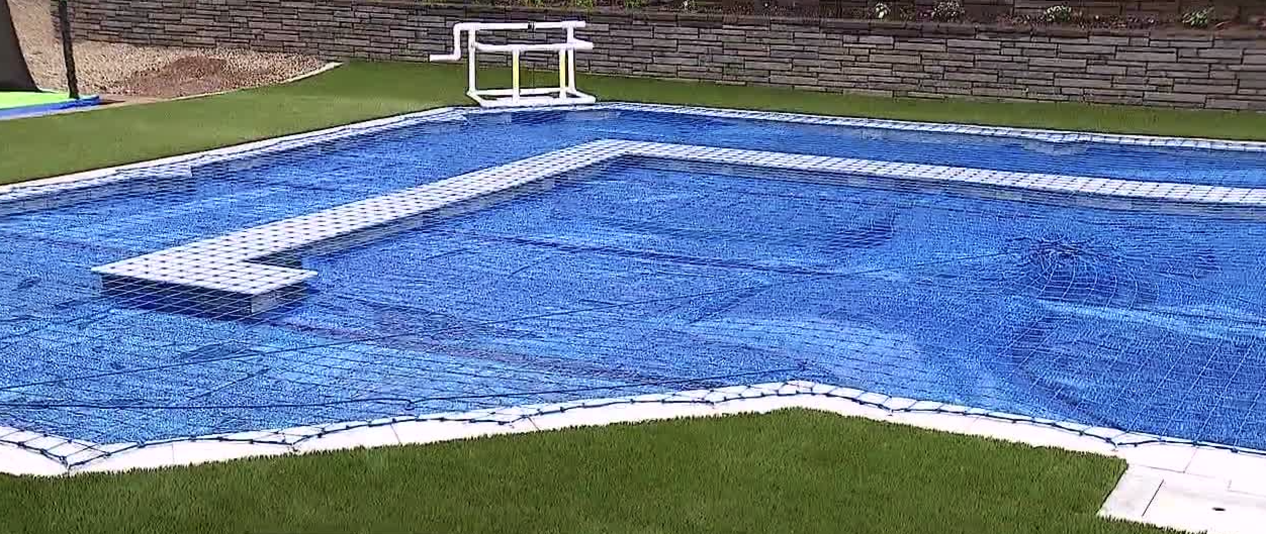 Pool safety net