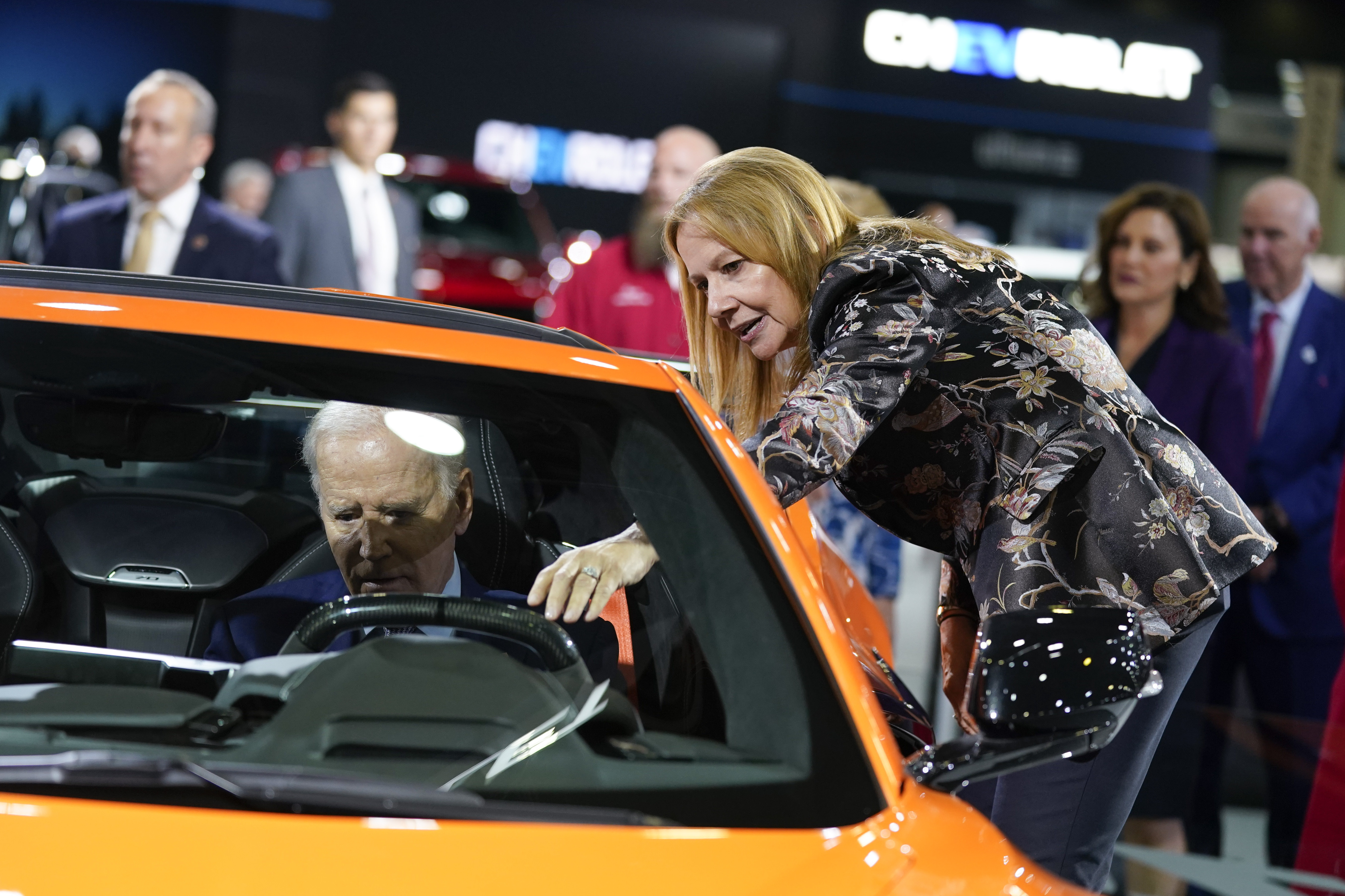 Joe Biden, Mary Barra