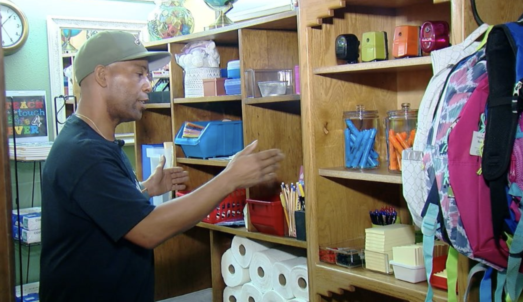 Sun City thrift shop gives back to teachers
