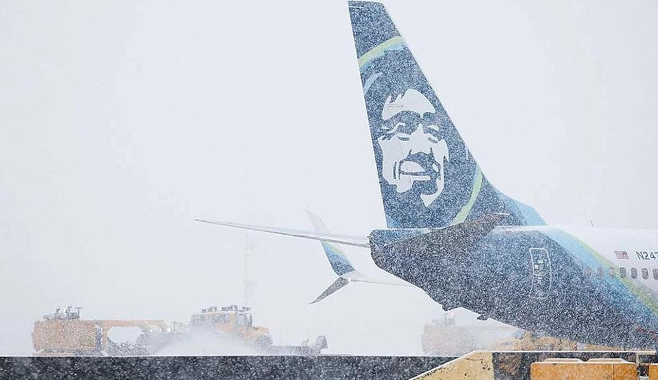 Alaska Airlines Seattle Snow