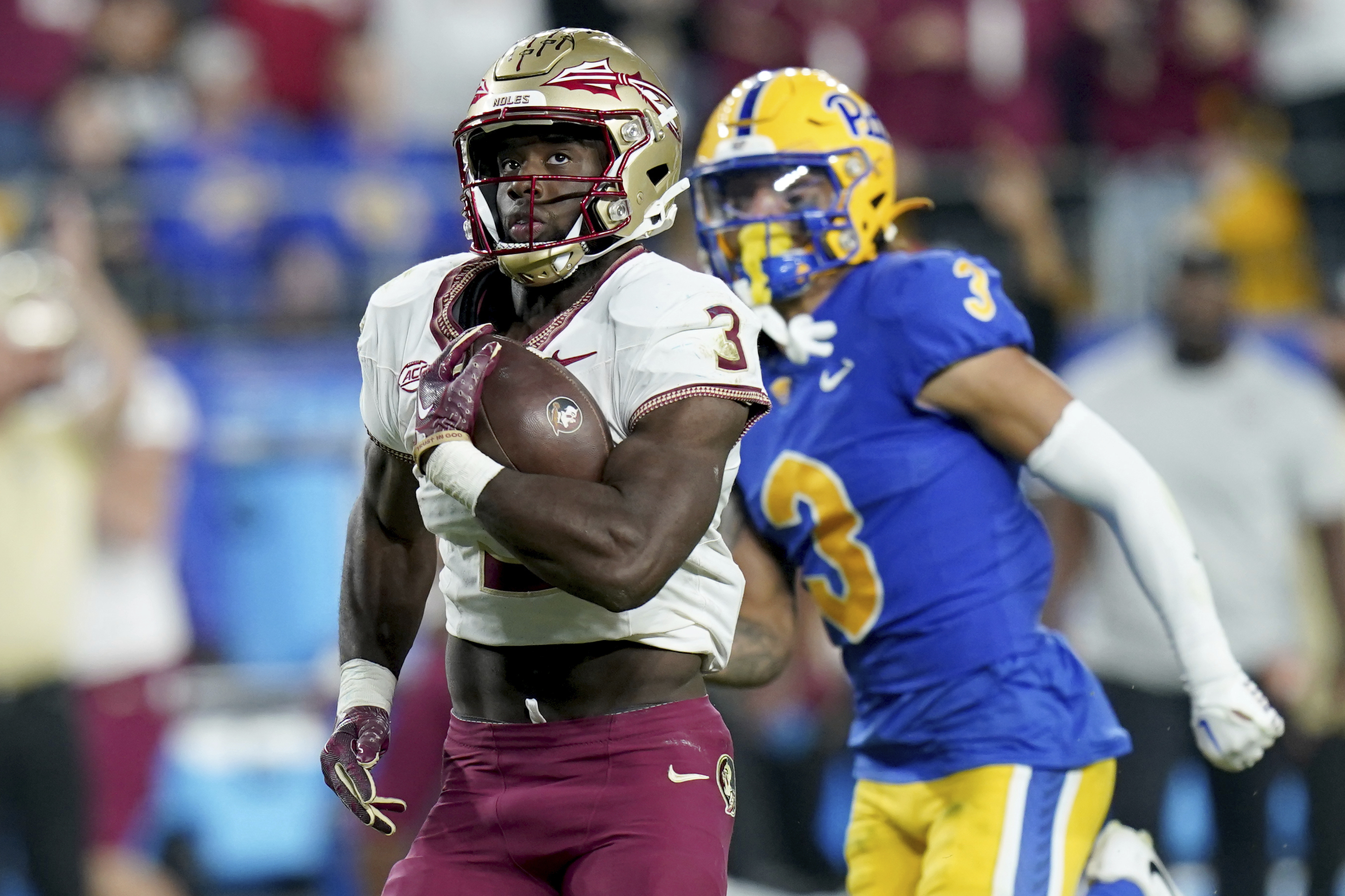 Florida State Seminoles running back Trey Benson runs for TD at Pitt Panthers, Nov. 4, 2023