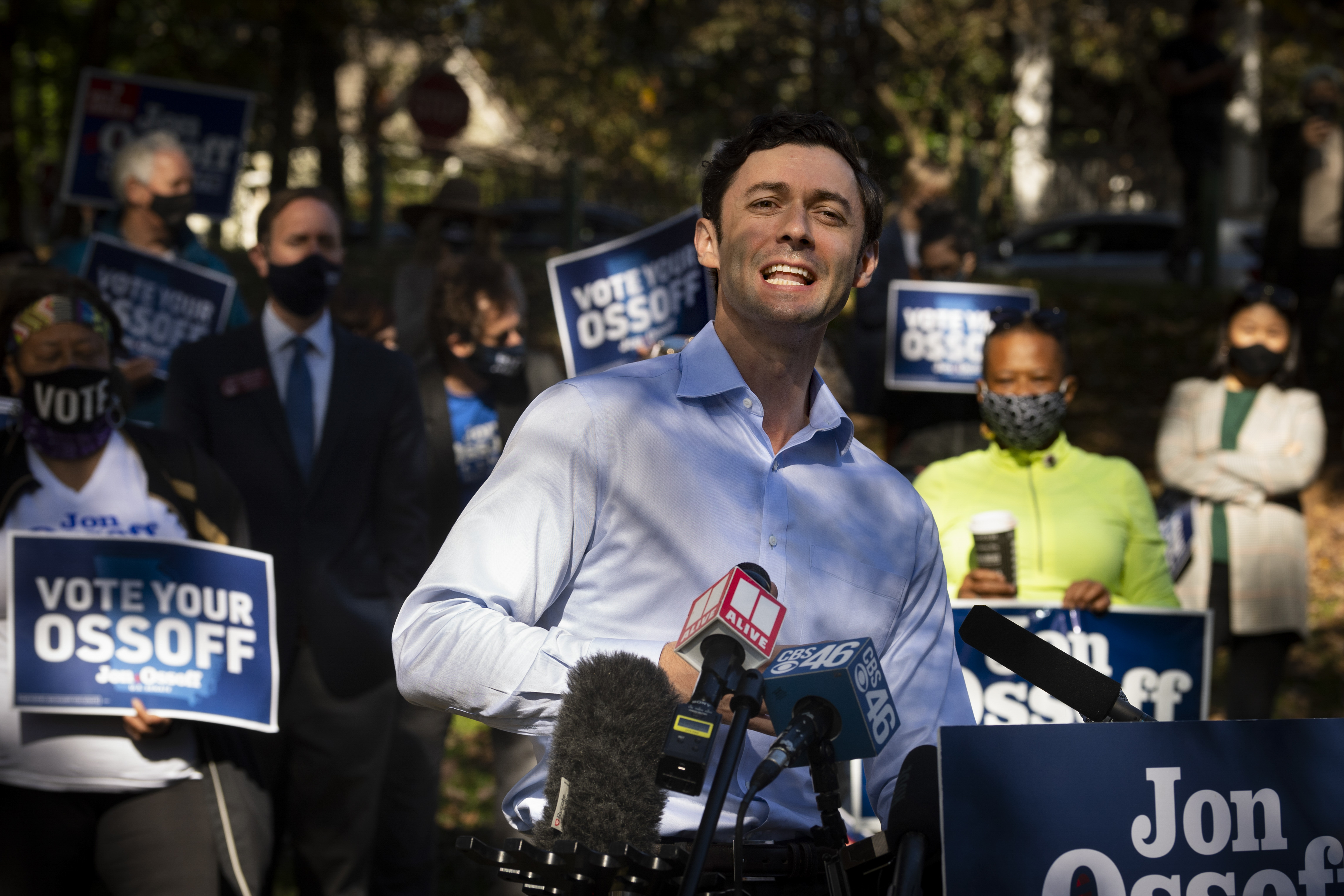 Perdue, Ossoff head to Georgia US Senate runoff, race could decide balance of the Senate