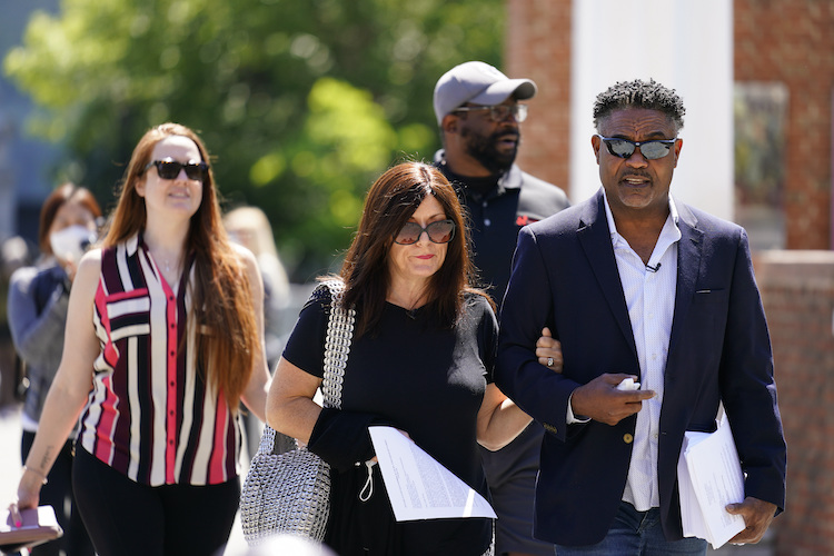 Brooke Vaughn, Amy Lewis, Clarence Vaughn III, Ken Jenkins