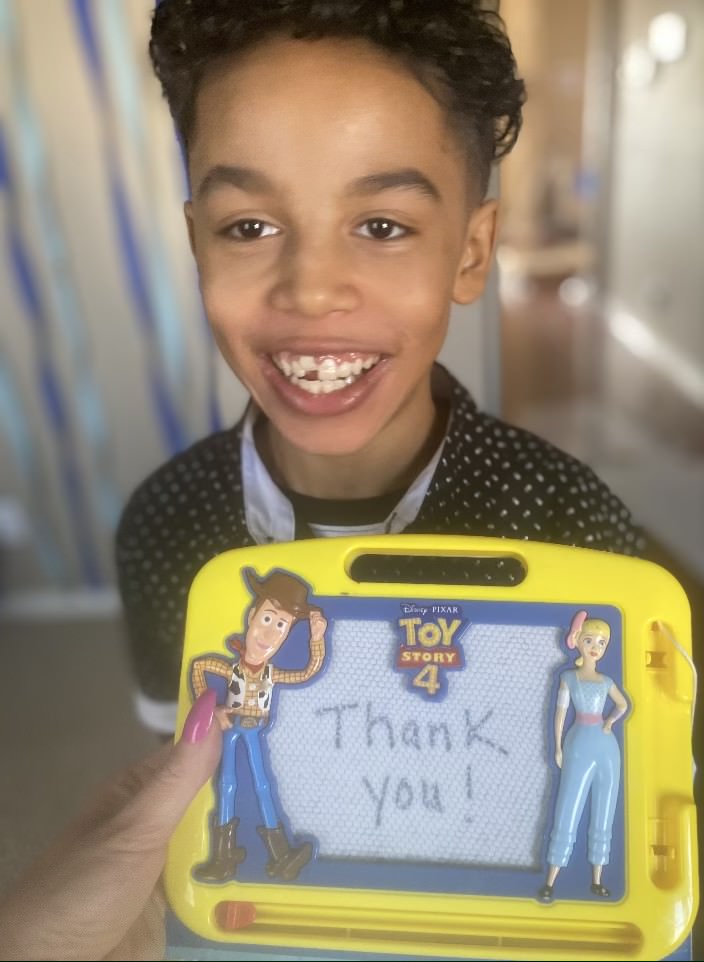 Lavari saying thank you!