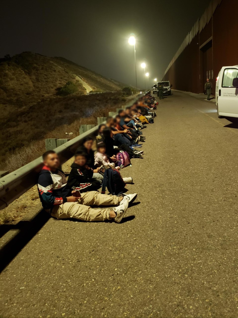 San Diego Border Patrol agents apprehend 1,500 migrants