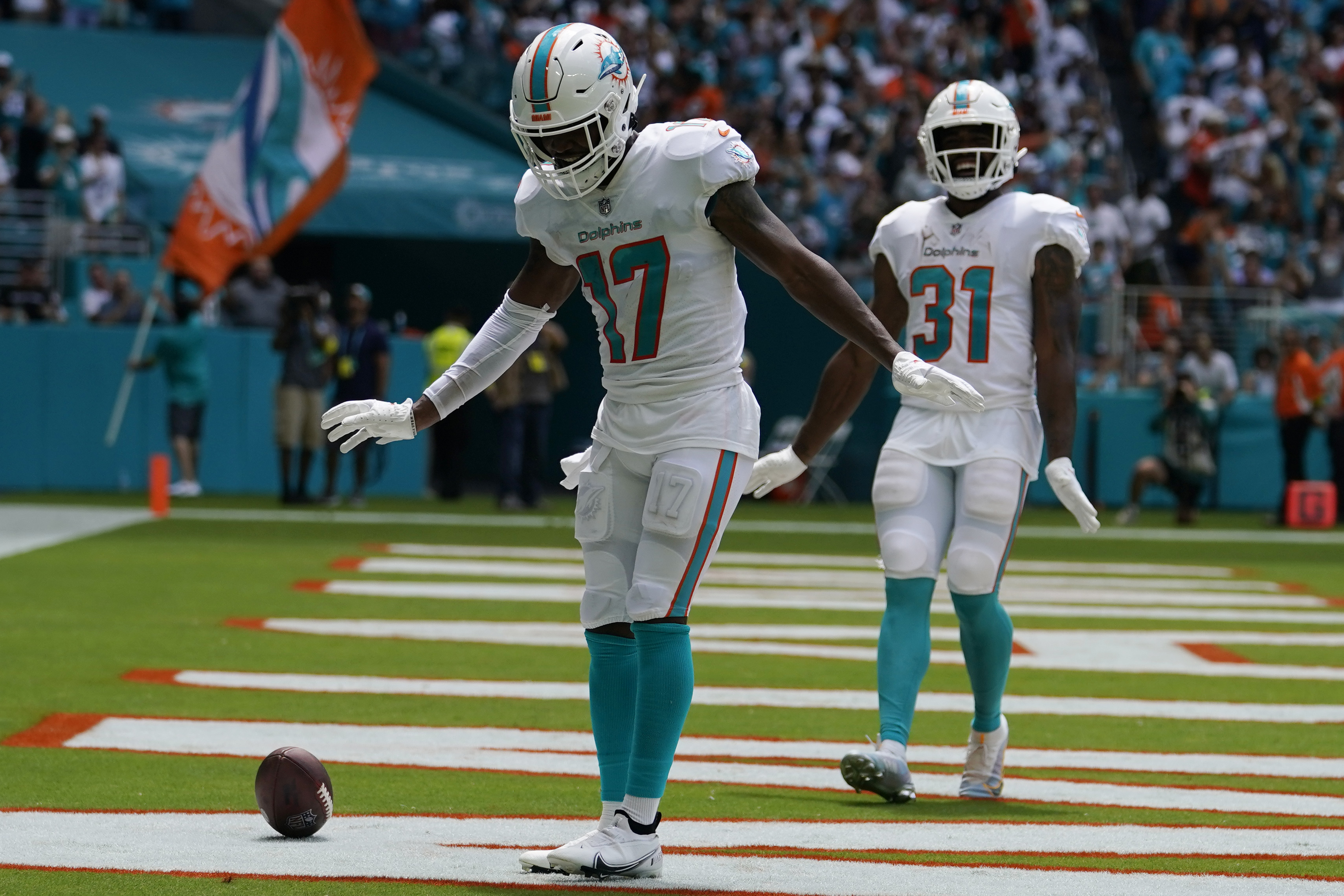 Patriots Dolphins Football