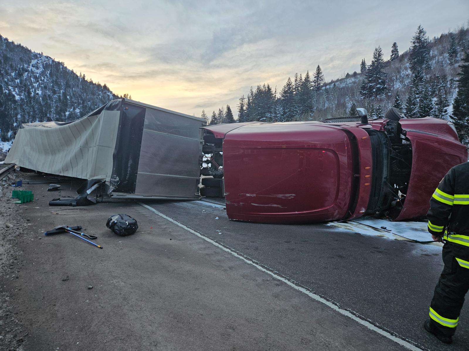Vail semi truck rollover.jpg