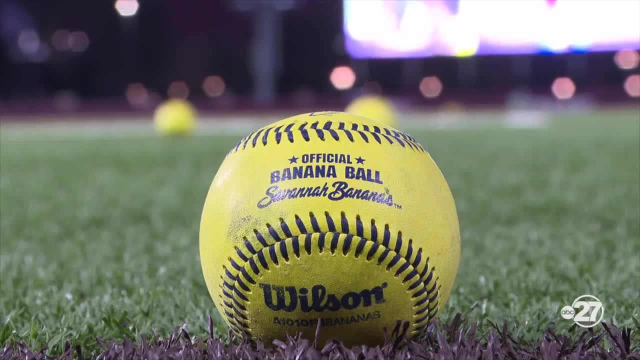 Savannah Bananas kick off 2026 world tour in Tallahassee with electric opener at Dick Howser Stadium