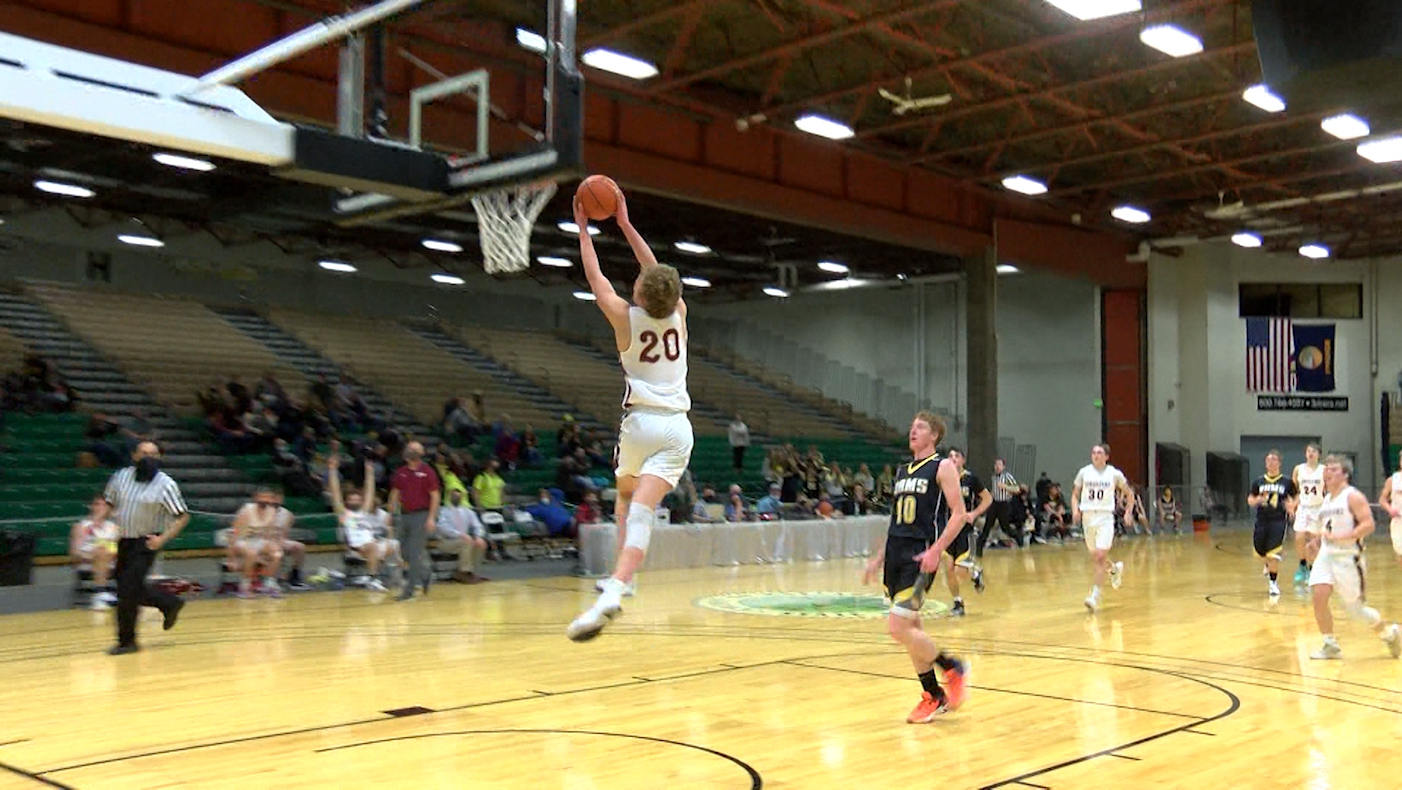 Hayden Diekhans reverse jam.png