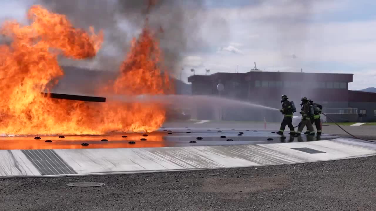 Helena airport hosts training for firefighters