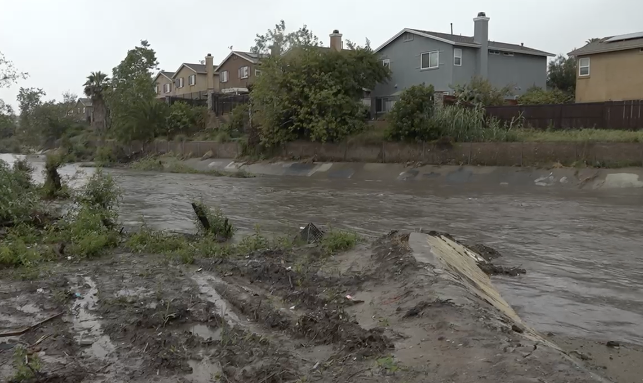 Weekend rain brings anxiety for flood-prone neighborhoods