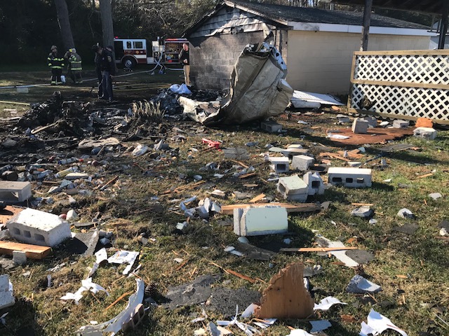 Middlesex County plane crash 04.jpg