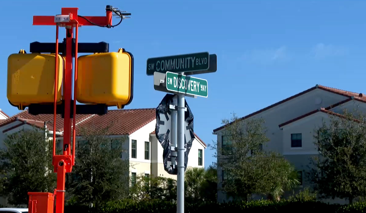 Traffic light at Community Blvd. and Discovery Way 