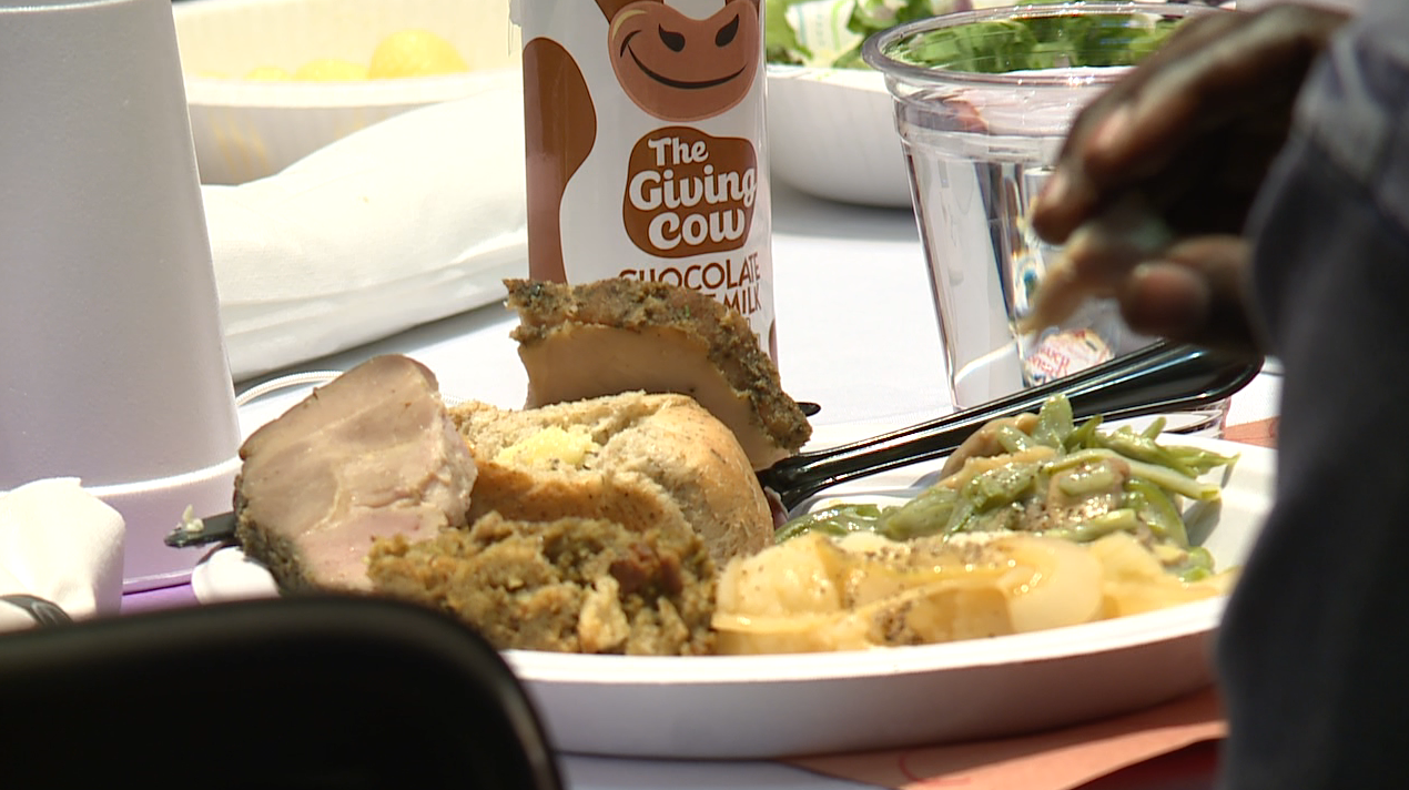 Mel Trotter Ministries Thanksgiving meal
