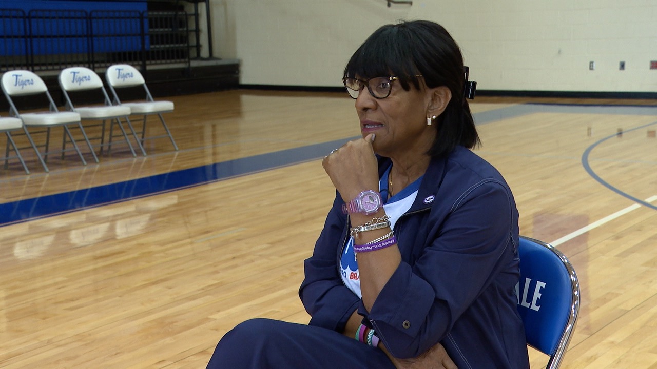 'We never left the game': How Rockdale native Elizabeth Galloway-McQuitter opened doors for women’s basketball