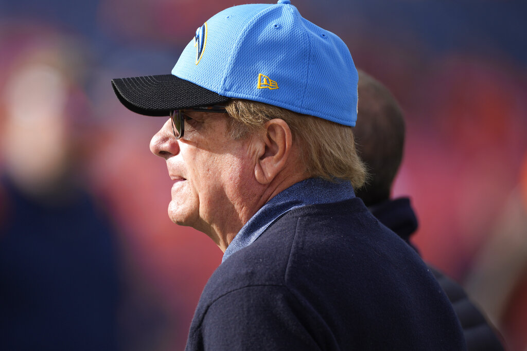 Chargers Broncos Football