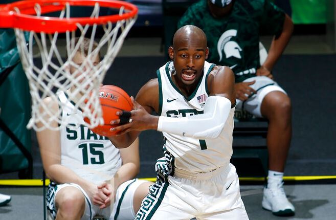 No. 13 Michigan State opens with win over Eastern Michigan