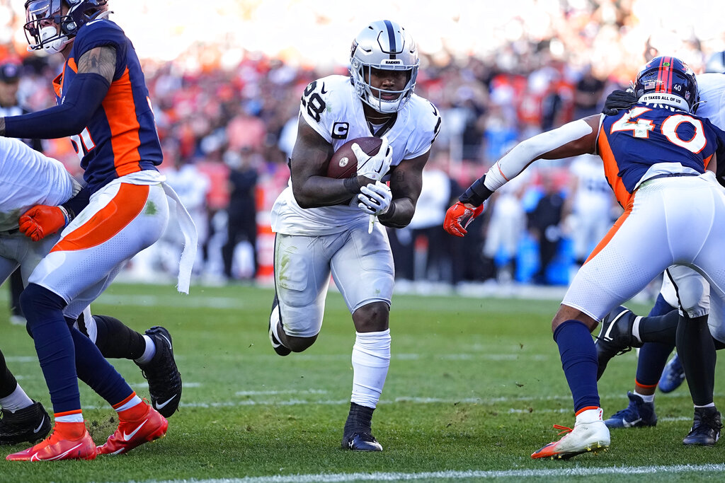 Raiders Broncos Football