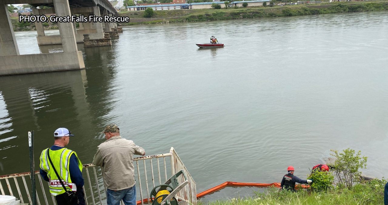 Crews working to clean up "film" on the Missouri River
