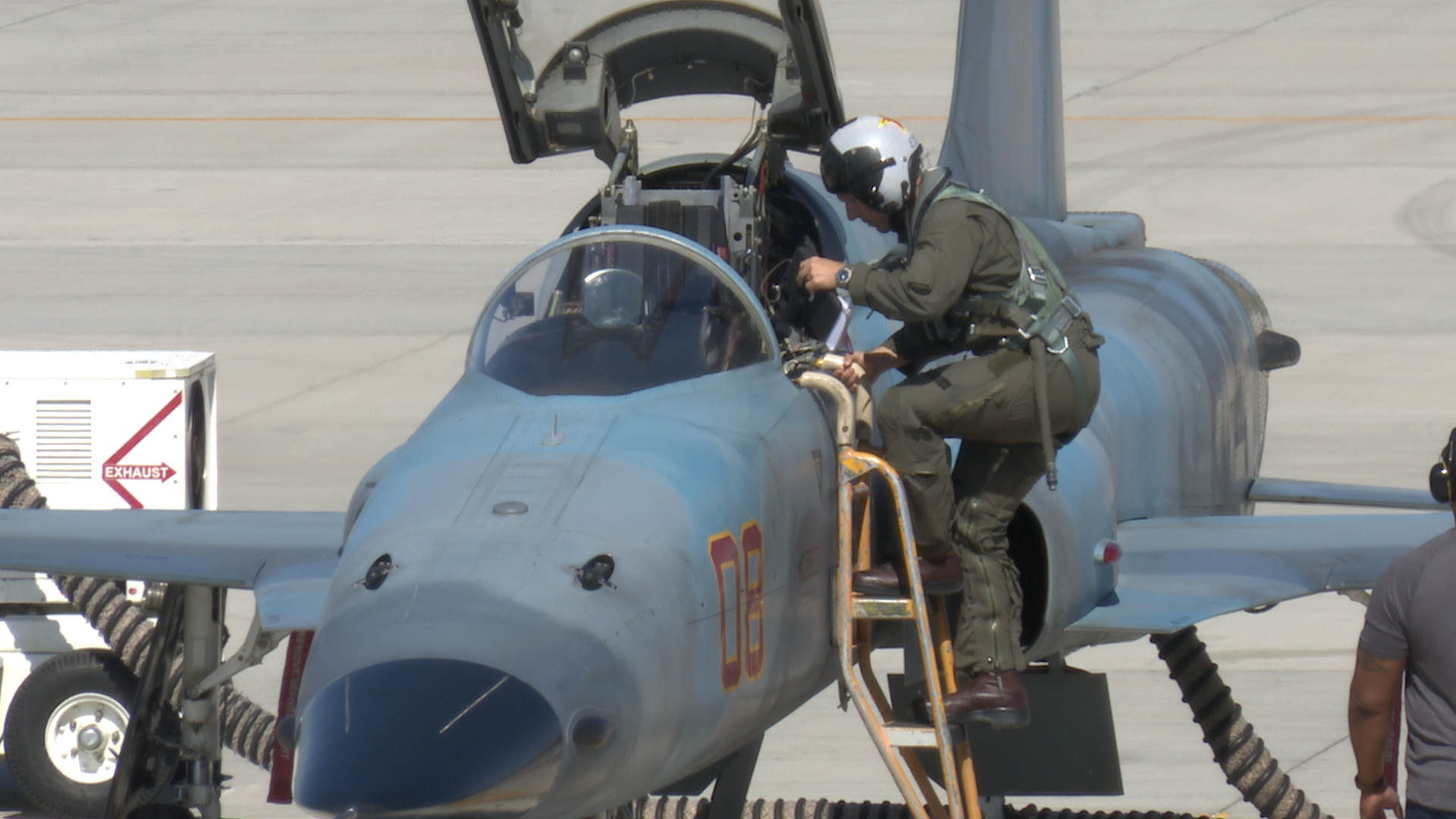 Fighter pilot