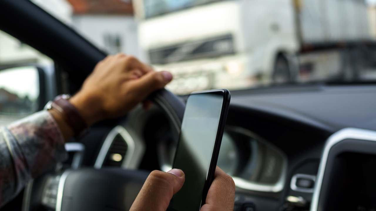 Driver using cellphone (FILE)