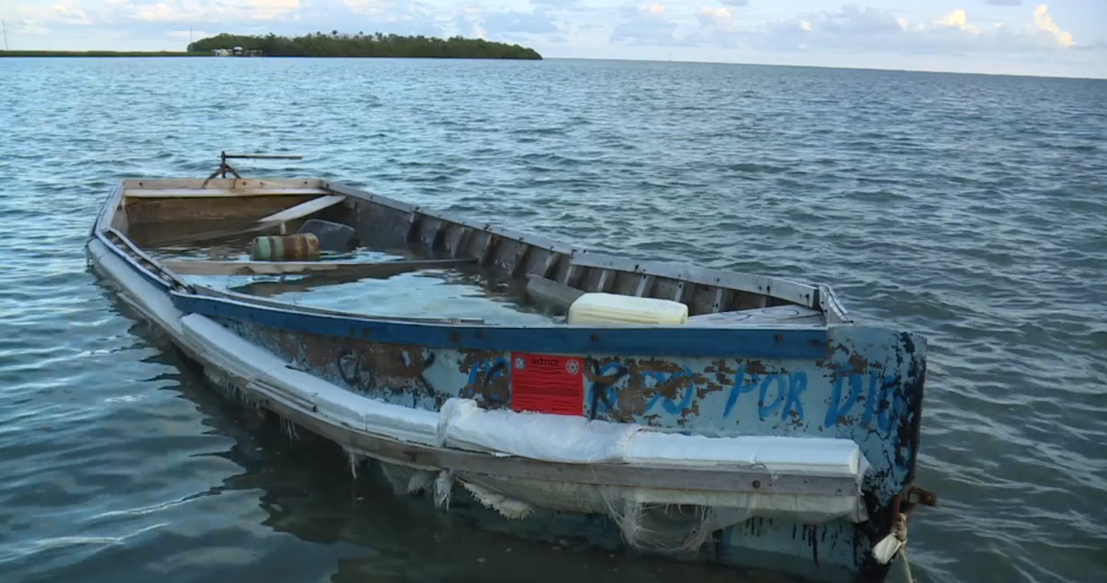 Migrant boat into Florida Keys