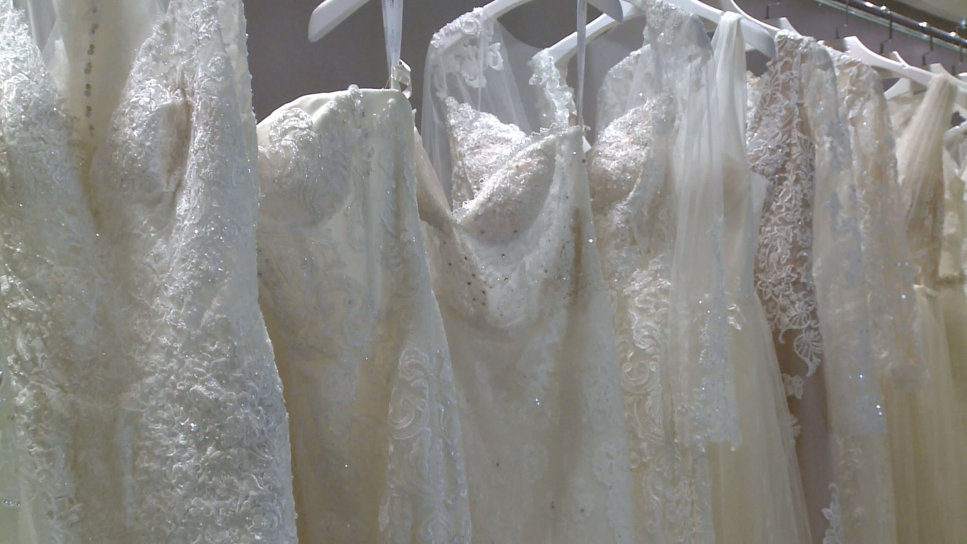 AM AARON NASHVILLE WEDDING OUTLOOK VO.transfer_frame_107.jpeg