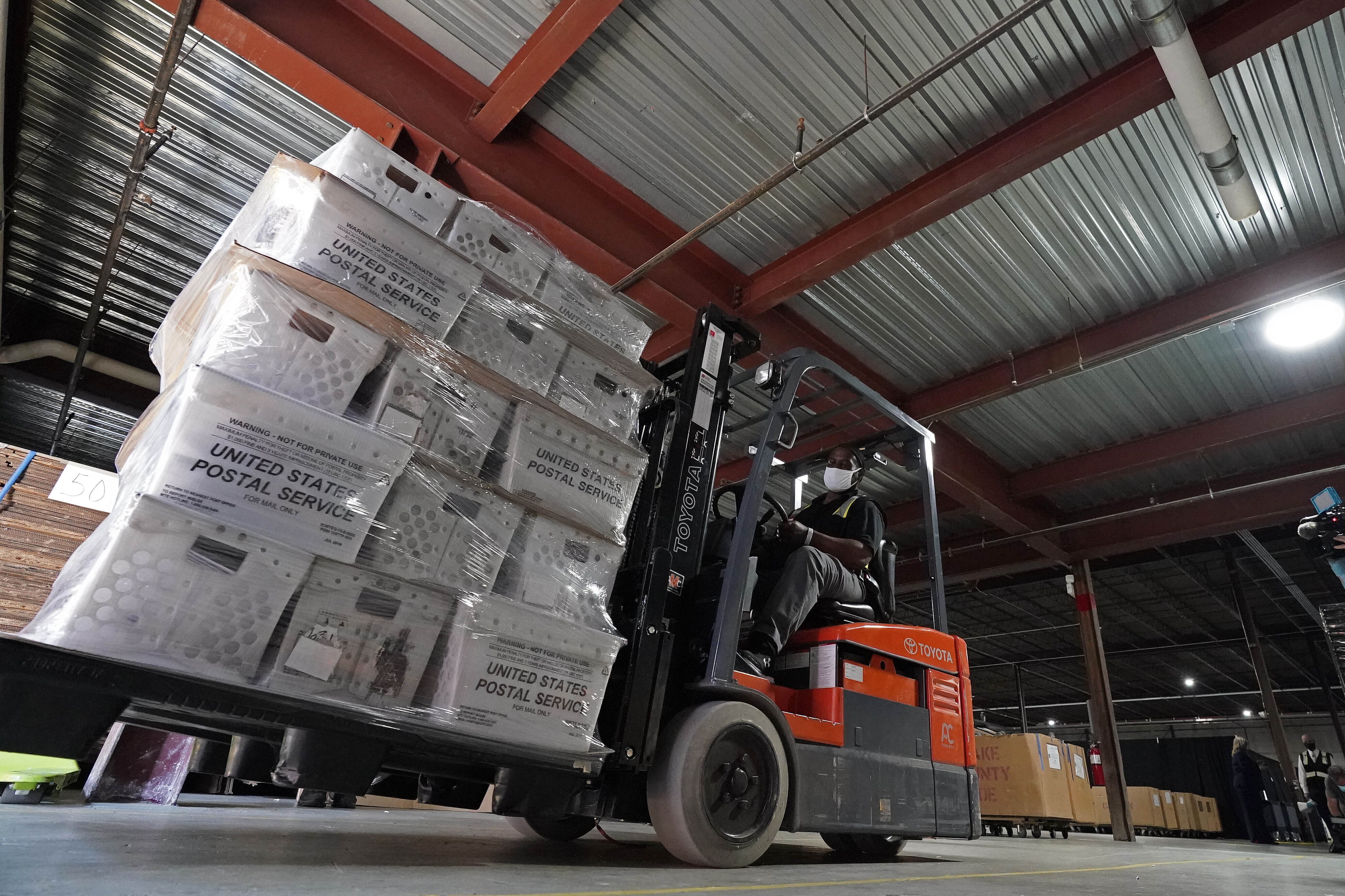 Records: Mail delivery lags behind targets as election nears