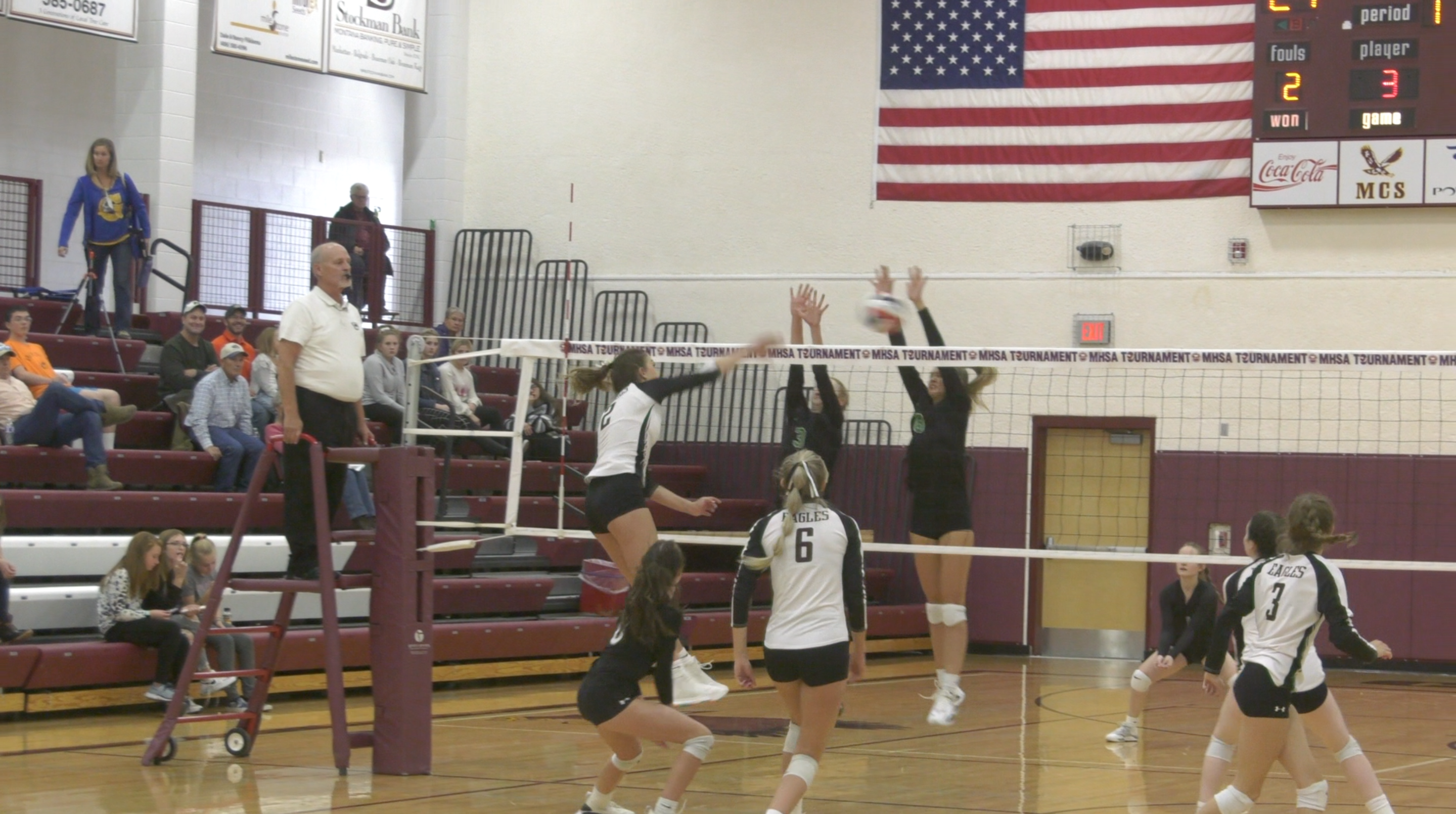 12C Volleyball Day 2: Top two seeds dominate