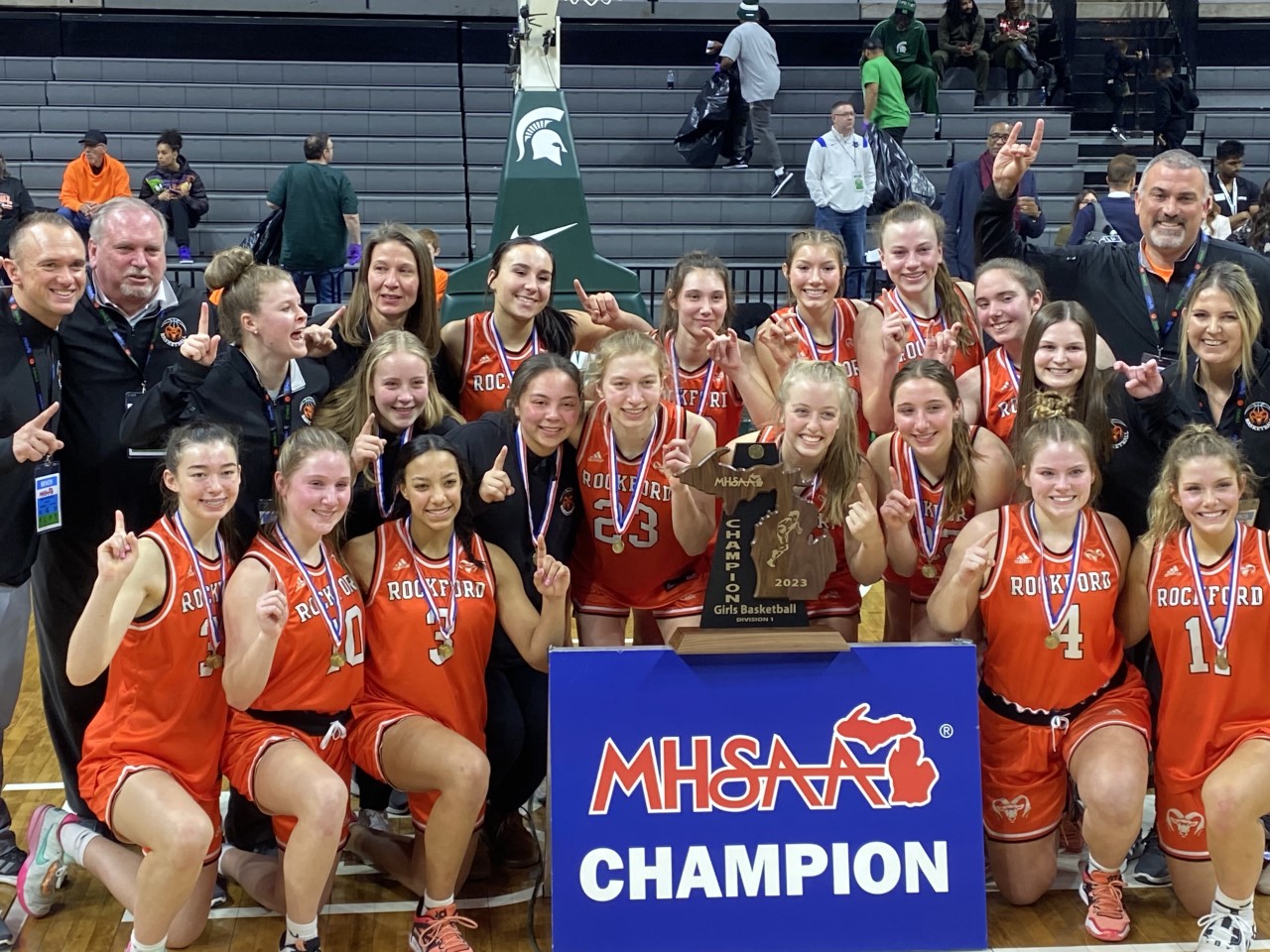Rockford 40, West Bloomfield 36