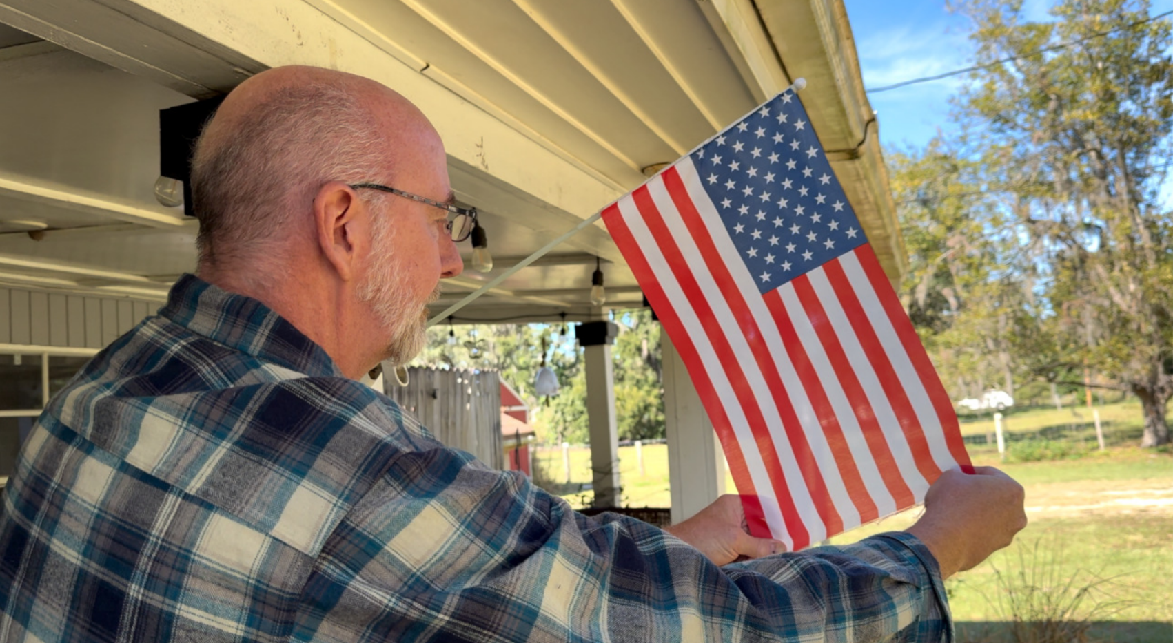 Veteran receives free roof from 1st Class Roofing and Bartow Chamber