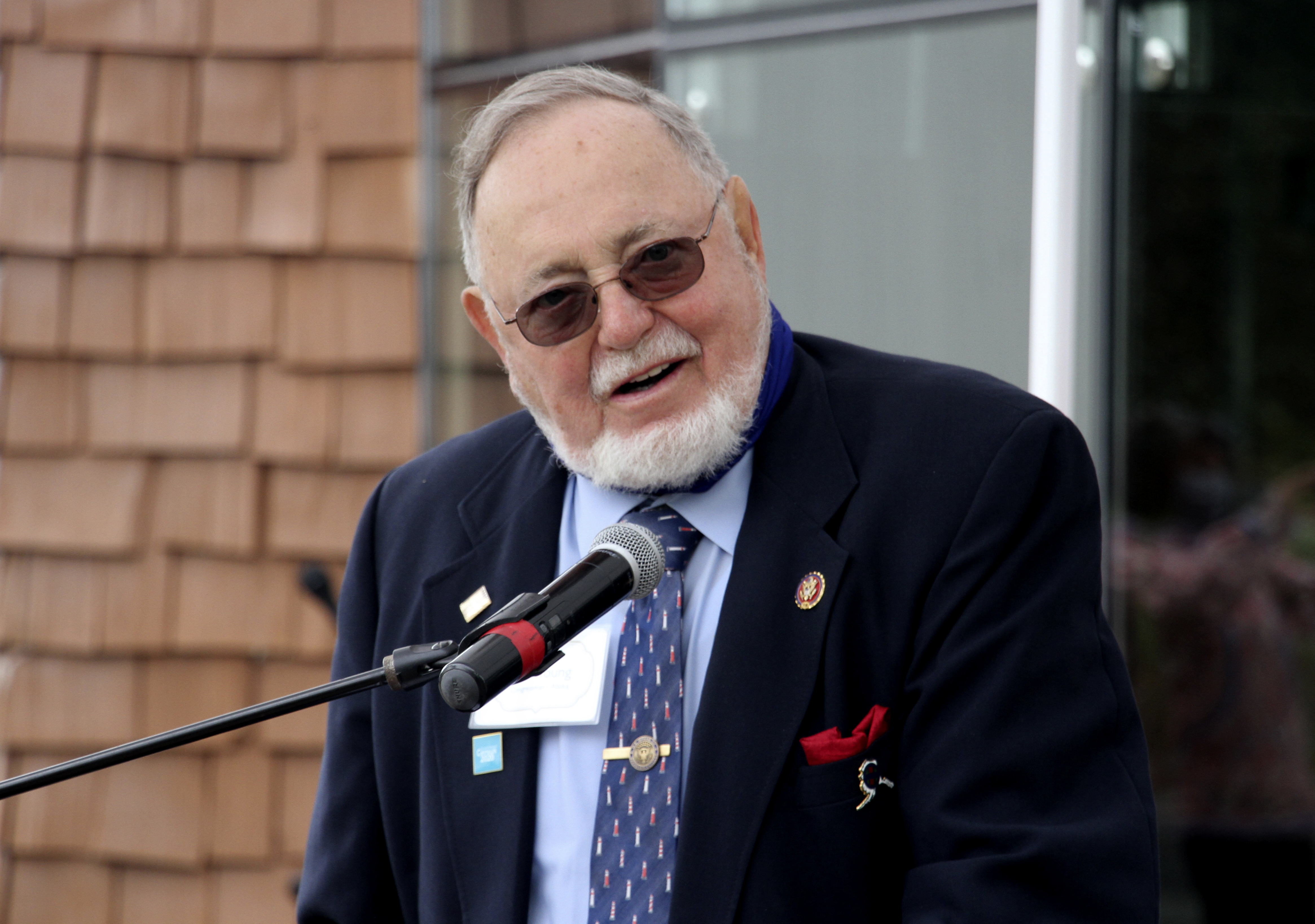 Obit Don Young