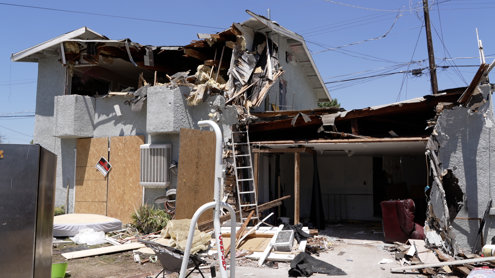 COURT DOCS: Oildale standoff suspect escaped perimeter, arrested nearby