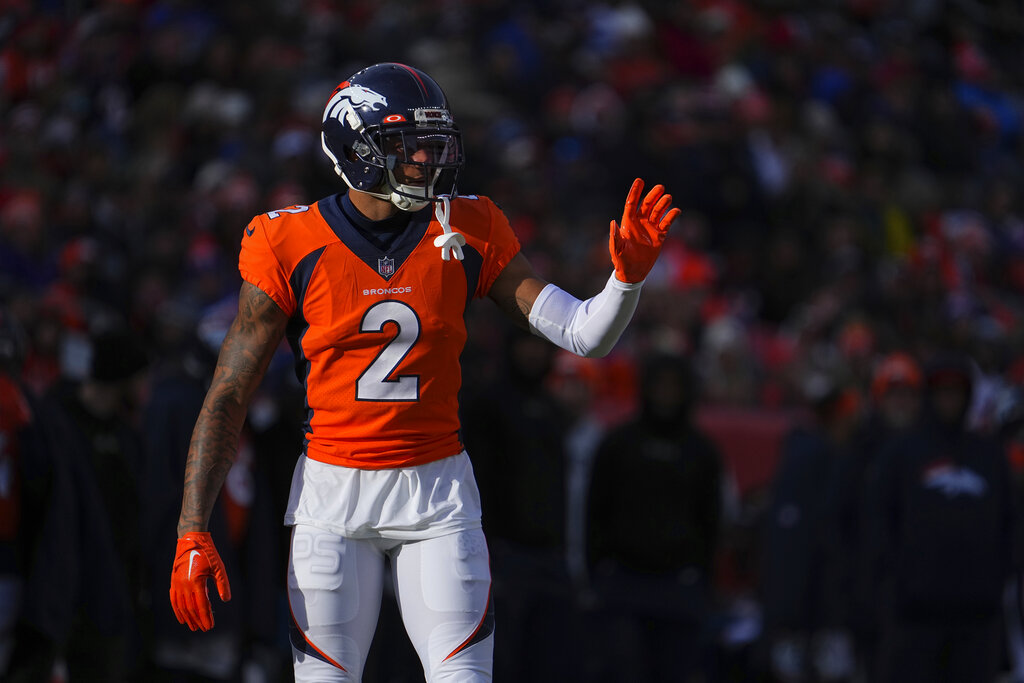 Cardinals Broncos Football