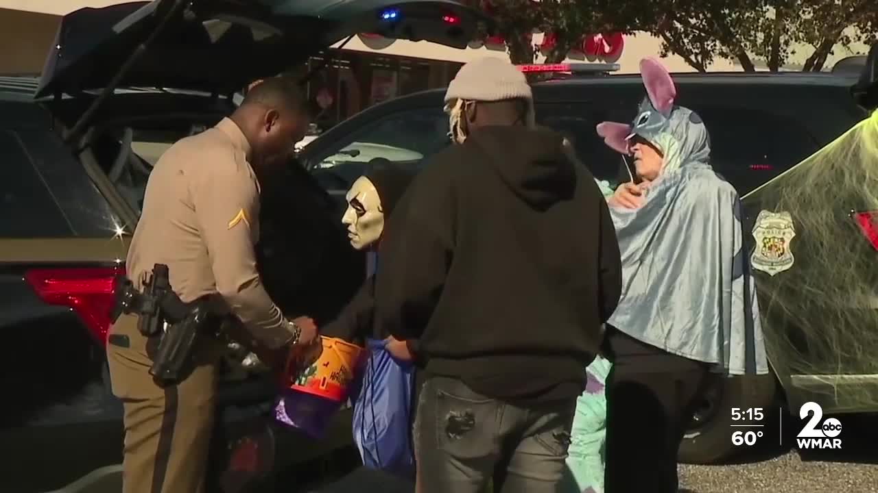 Baltimore Police trunk or treat.jpg